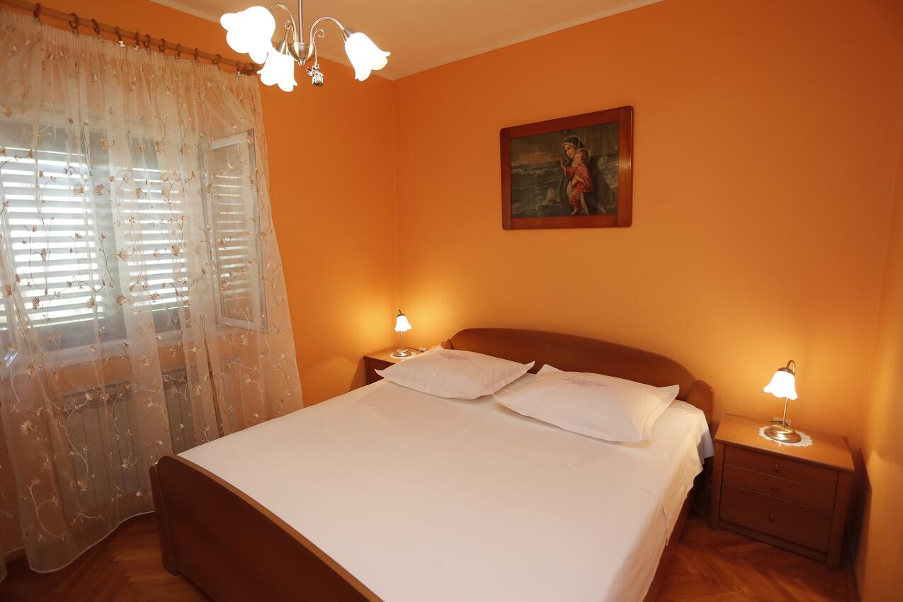 Apartmanok parkolóhellyel Postira, Brac - 12051