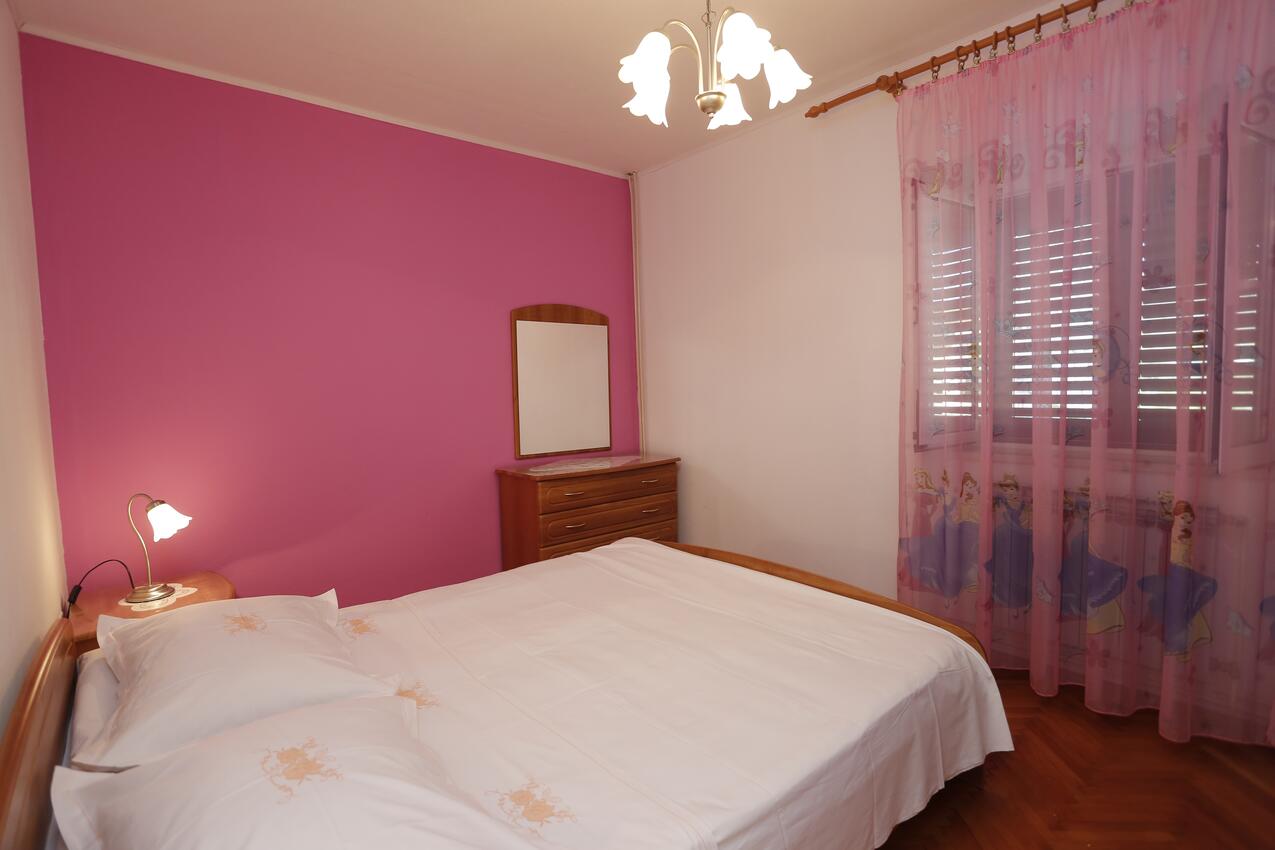 Apartmanok parkolóhellyel Postira, Brac - 12051