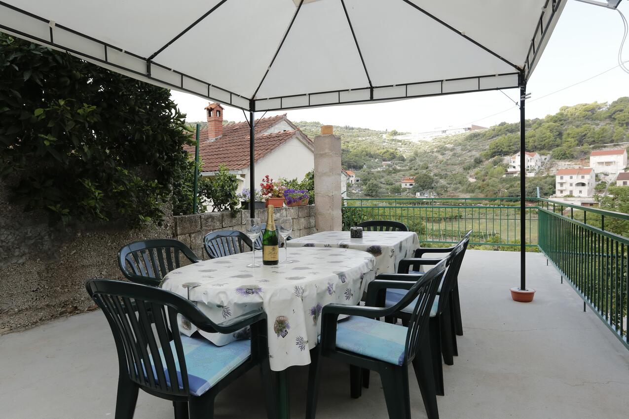 Apartmanok parkolóhellyel Postira, Brac - 12051