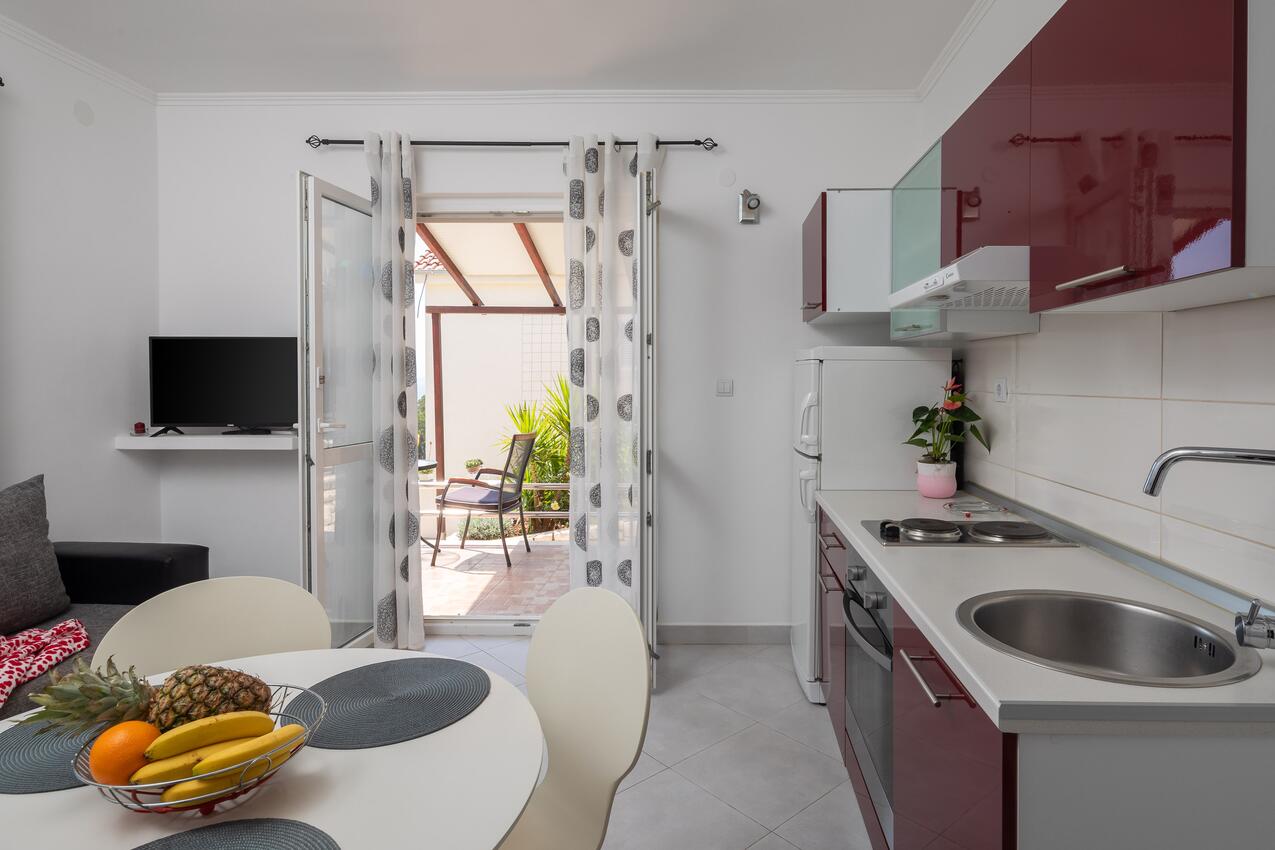 A-12062-a - Private accommodation - Apartments by the sea Cove Osibova, Brač
