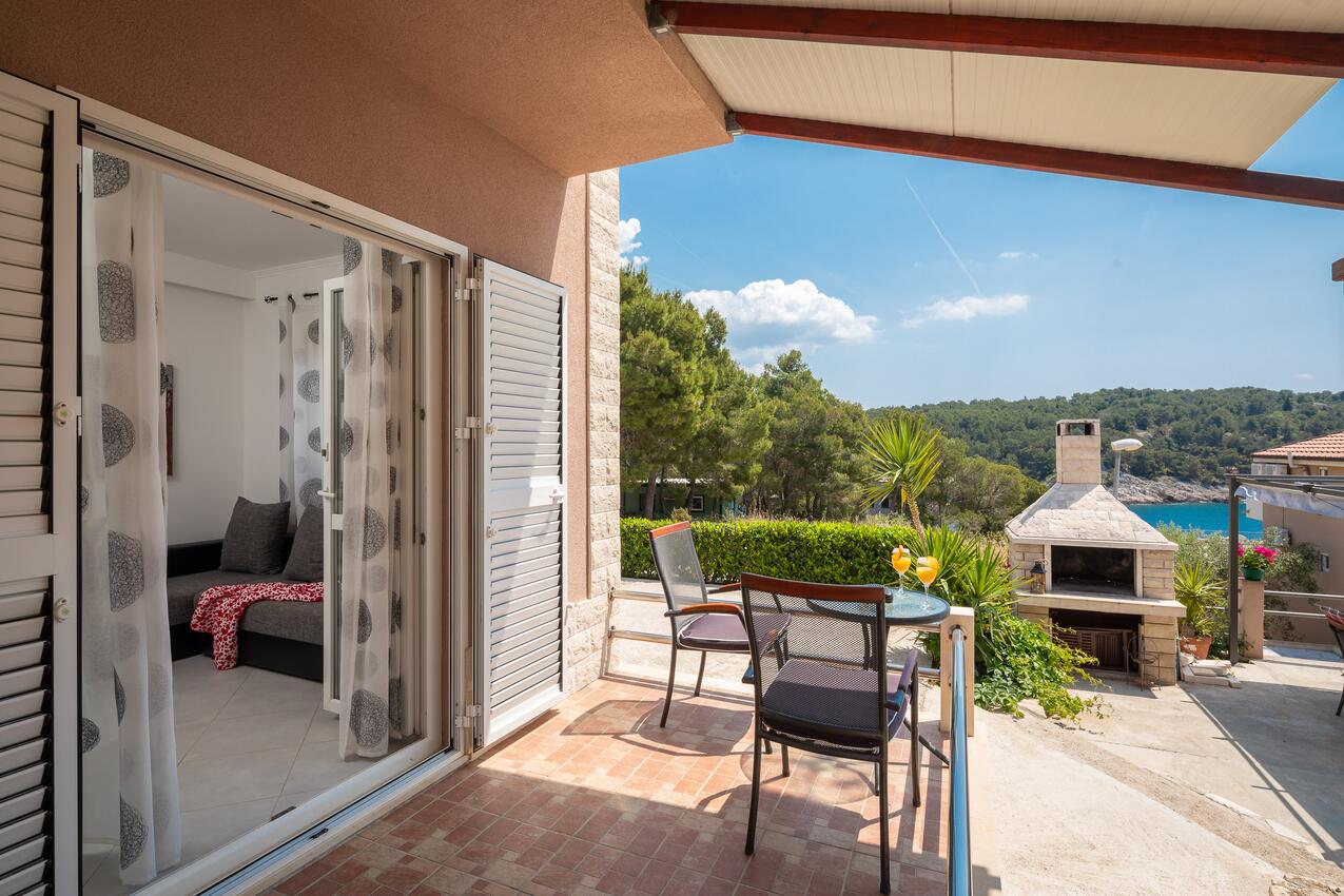A-12062-a - Private accommodation - Apartments by the sea Cove Osibova, Brač