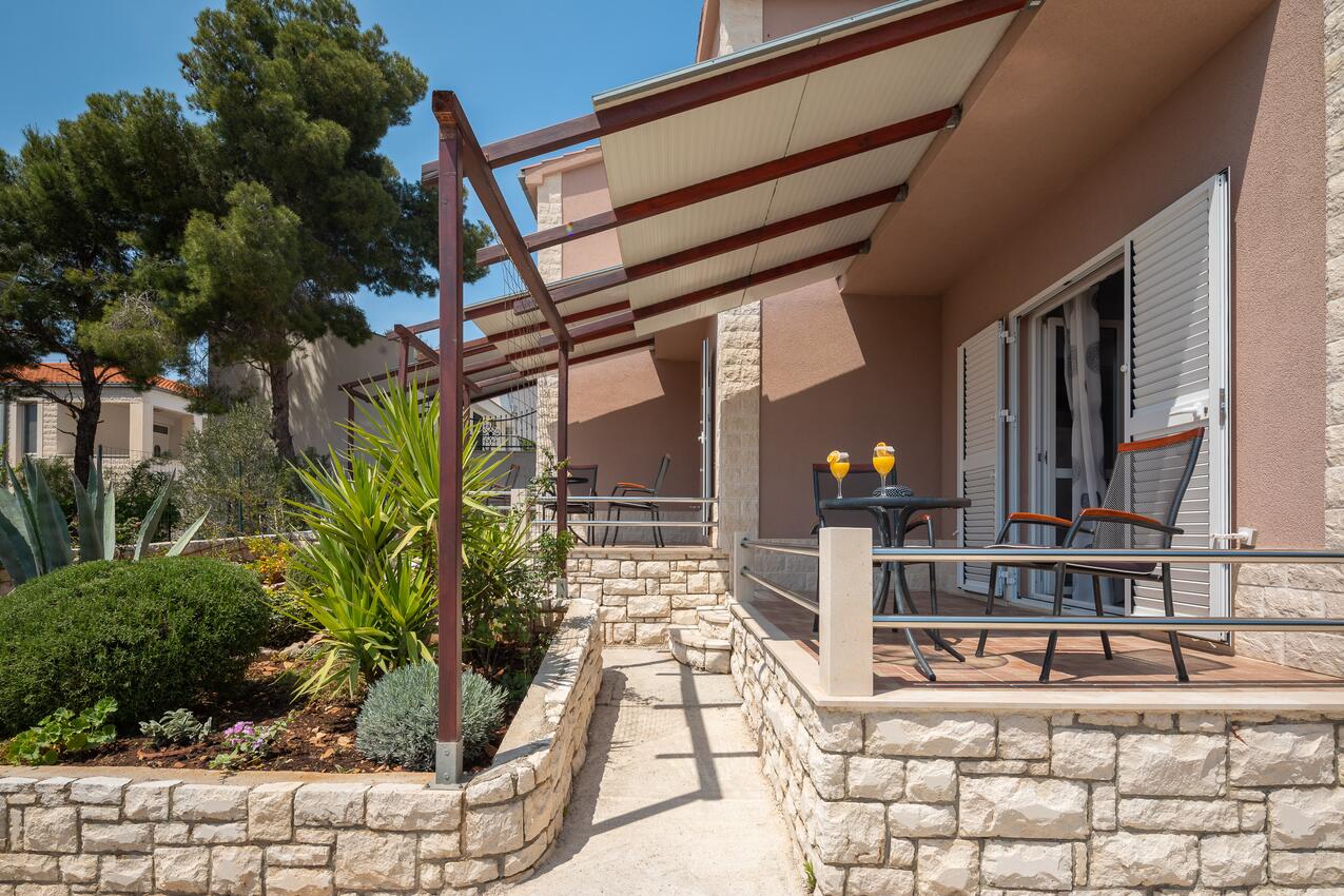 A-12062-a - Private accommodation - Apartments by the sea Cove Osibova, Brač
