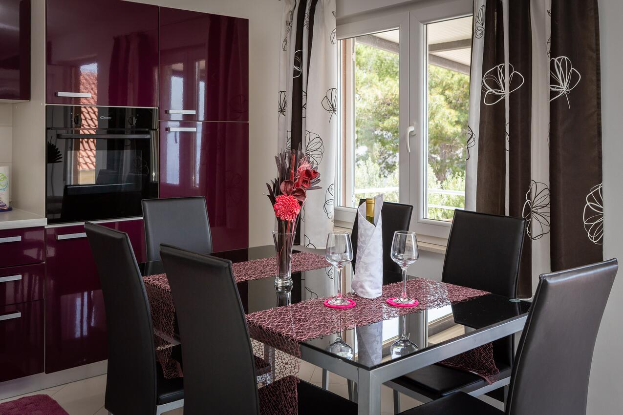 A-12062-b - Private accommodation - Apartments by the sea Cove Osibova, Brač