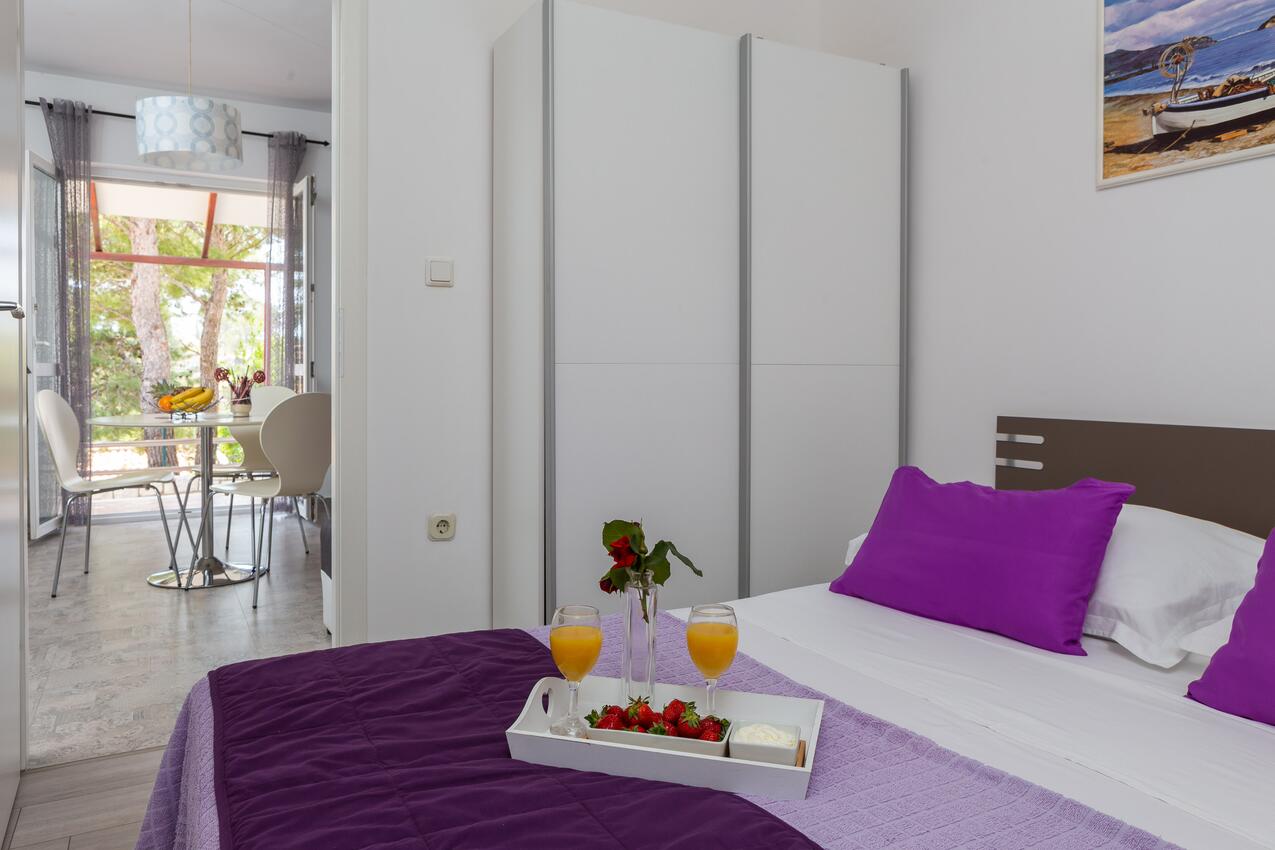 A-12062-c - Private accommodation - Apartments by the sea Cove Osibova, Brač