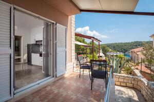 One bedroom apartment Cove Osibova One bedroom apartment Cove Osibova, Brač (A-12062-c)