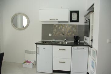 Apartmani s parkingom Makarska - 12063