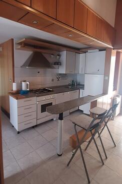 Ferienwohnungen am Meer Tribunj, Vodice - 12070