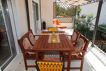 Apartments with parking space Okrug Gornji, Čiovo - 12077