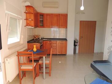 Apartments with parking space Kaštel Stari, Kaštela - 12104