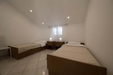 Apartments with swimming pool Crikvenica - 12116