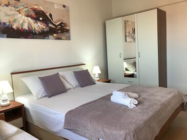 Lejligheder med pool Okrug Gornji, Ciovo - 12119