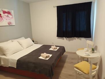 Apartmaji ob morju Tribunj, Vodice - 12144 Adriatic.hr