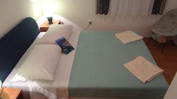 Apartments by the sea Tribunj, Vodice - 12144