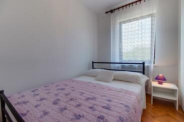 Apartments with parking space Nerezine, Lošinj - 12149