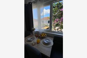 Two bedroom apartment Trogir (A-12152-a)