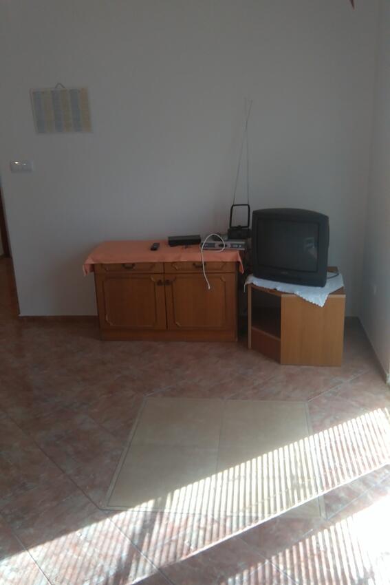 A-12158-b - Private accommodation - Apartments with a parking space Stanići, Omiš