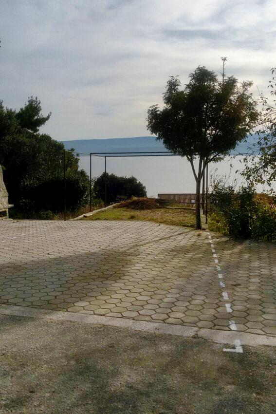 Parking lot - Apartments with a parking space Stanići, Omiš