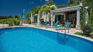 Casa Con Piscina Per Famiglia Bol, Brazza - Brač - 12228 - Bol
