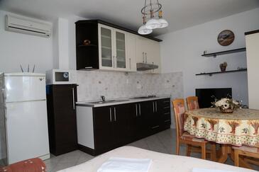 Apartmanok a tenger mellett Milna, Hvar - 12244