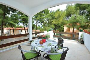 One bedroom apartment Jelsa, Hvar (A-12247-b(