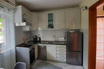 Apartments by the sea Postira, Brač - 12291