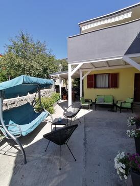 Apartments and rooms with parking space Crikvenica - 12305