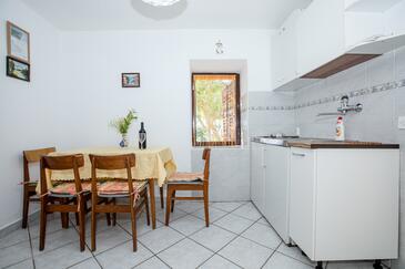 Apartments with parking space Lopar, Rab - 12327