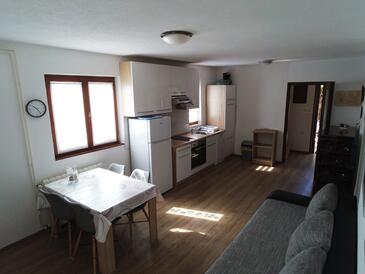 Apartments with terrace Tkon, North Dalmatia