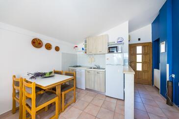 Apartments with terrace Tkon, North Dalmatia