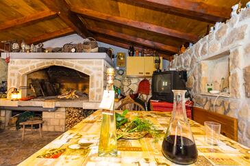 Apartments with terrace Tkon, North Dalmatia