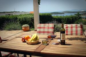 Two bedroom apartment Hvar (A-12353-a)