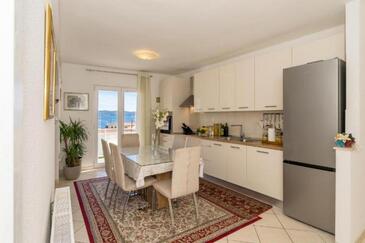 Apartmanok Internet hozzáféréssel Sumpetar, Omis - 12356