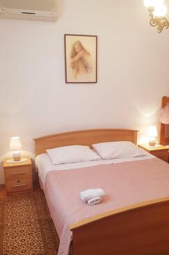 Apartments by the sea Stanići, Omiš - 12366