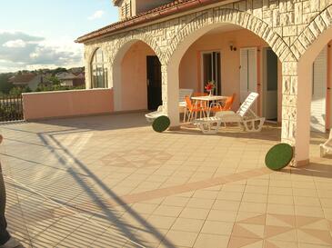 Apartments with parking spaces Brodarica, Šibenik - 12405 Adriatic.hr