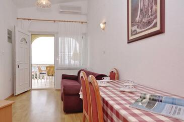 Apartments with parking space Mandre, Pag - 12409