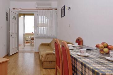 Apartments with parking space Mandre, Pag - 12409