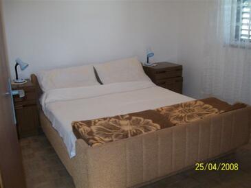 Apartments with parking space Bilo, Primošten - 12434