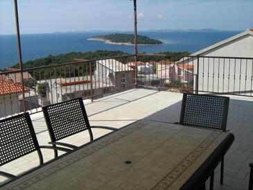 Apartments with parking spaces Bilo, Primošten - 12434 Adriatic.hr