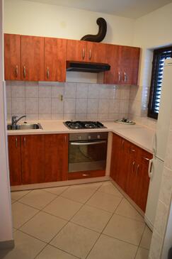 Appartementen met parkeerplaats Bilo, Primosten - 12434