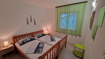 Apartments with parking space Mavarštica, Čiovo - 12435