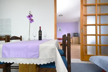 Apartamentos y estudios Baška Voda, Dalmacia Central