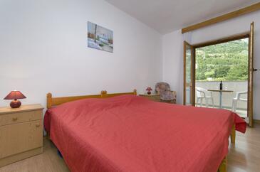 Apartamentos y estudios Baška Voda, Dalmacia Central