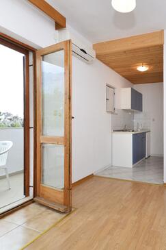 Apartamentos y estudios Baška Voda, Dalmacia Central