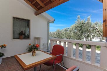 Apartmani s bazenom pogodni za obitelji s djecom Baška Voda, Makarska - 12442