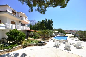 Apartamentos y estudios Baška Voda, Dalmacia Central