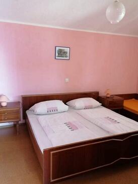 Apartmanok és szobák a tenger mellett Kampor, Rab - 12473