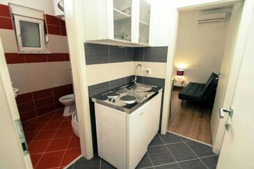 Appartamenti con piscina per famiglie Seget Vranjica, Traù - Trogir - 12476