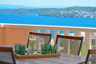 Appartamenti con parcheggio Seget Donji, Traù - Trogir - 12481