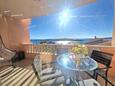 Seget Donji, Terrasse in folgender Unterkunftsart apartment, Haustiere erlaubt und WiFi.