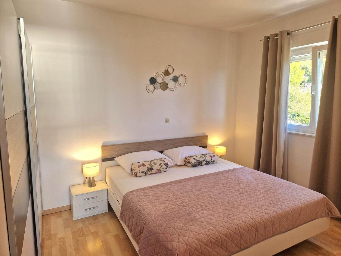 Apartmány s parkovištěm Seget Donji, Trogir - 12481